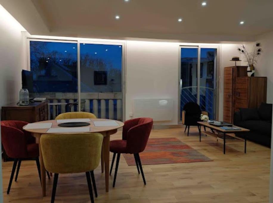 Le Joyau Des Parcs Classe 4 Etoiles Appartement Central Au Calme Avec Terrasse Vichy Ngoại thất bức ảnh